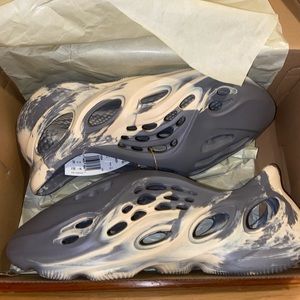 Yeezy Foam Runner Size 11